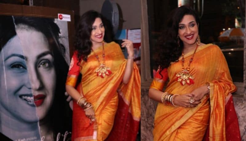 Rituparna Sengupta shares hot photos with her daughter
