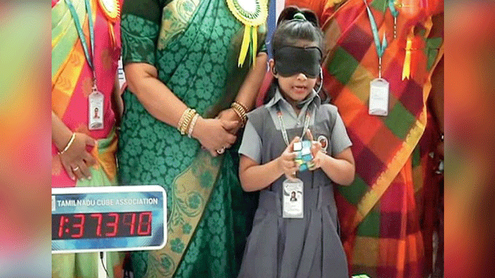 chennai girl sarah solve rubiks cube blind folded in 2 minutes 7 seconds chennai girl sarah solve rubiks cube blind folded in 2 minutes 7 seconds