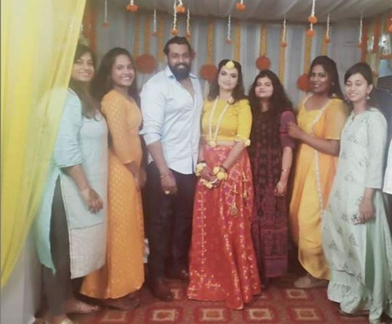 ಭಾವಿ ಪತ್ನಿ ಸ್ನೇಹಿತರೊಂದಿಗೆ ಧ್ರುವ ಸರ್ಜಾ