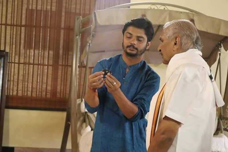 ಗೌರಿಗದ್ದೆ ಆಶ್ರಮದಲ್ಲಿ ವಿನಯ್ ಗುರೂಜಿಯನ್ನು ಭೇಟಿ ಮಾಡಿದ ಕಲ್ಲಡ್ಕ ಪ್ರಭಾಕರ್ ಭಟ್