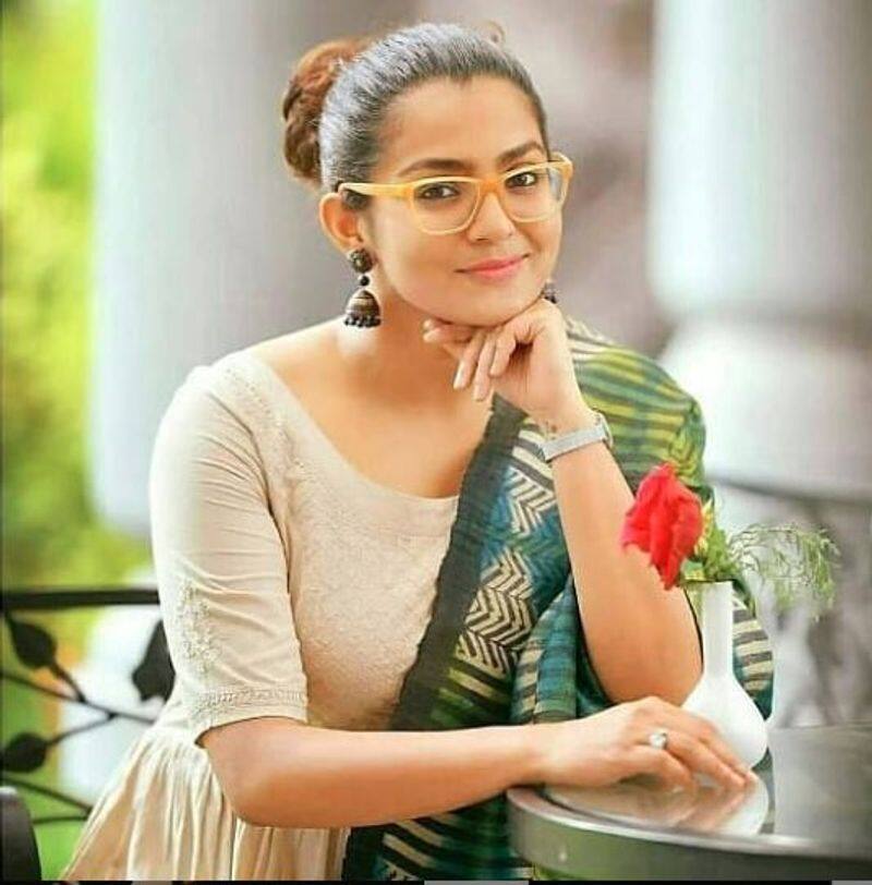 Actress Parvathy Nose Pierced in  Lockdown Time video going viral