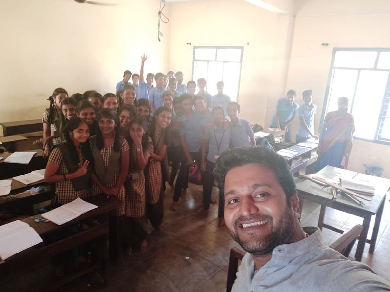 ಶಾಲೆ ಹಾಗೂ ಮಕ್ಕಳ ಜೊತೆ ನಿಕಟ ಸಂಪರ್ಕ ಇಟ್ಟುಕೊಂಡಿರುವ ನಟ ರಿಷಭ್ ಶೆಟ್ಟಿ