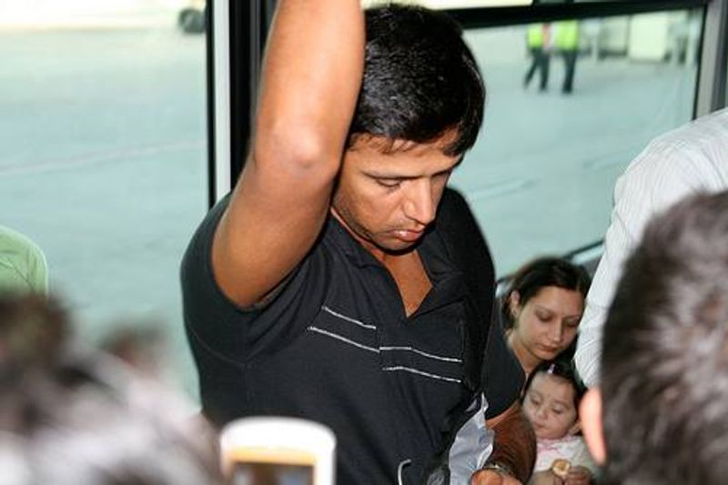 Former Cricketer Rahul Dravid personal life story in pictures