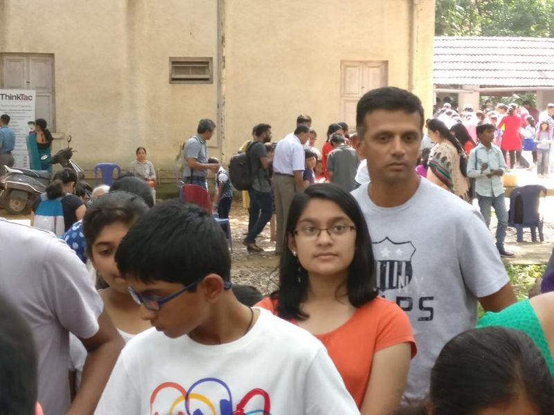 Former Cricketer Rahul Dravid personal life story in pictures