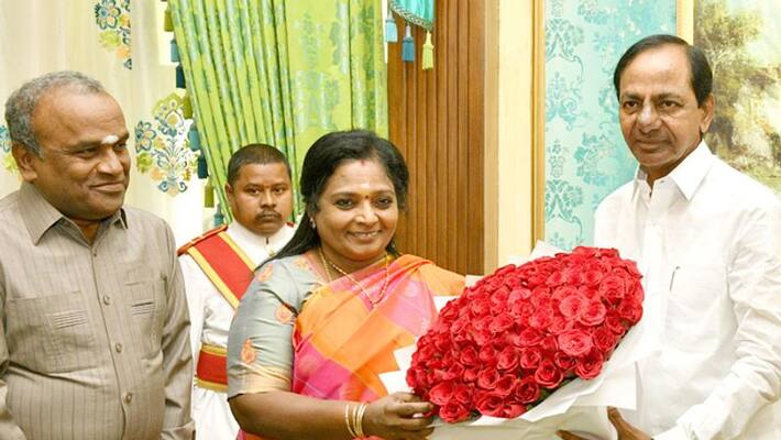 Telangana CM KCR meets Governor Tamilisai Soundararajan Telangana CM KCR meets Governor Tamilisai Soundararajan