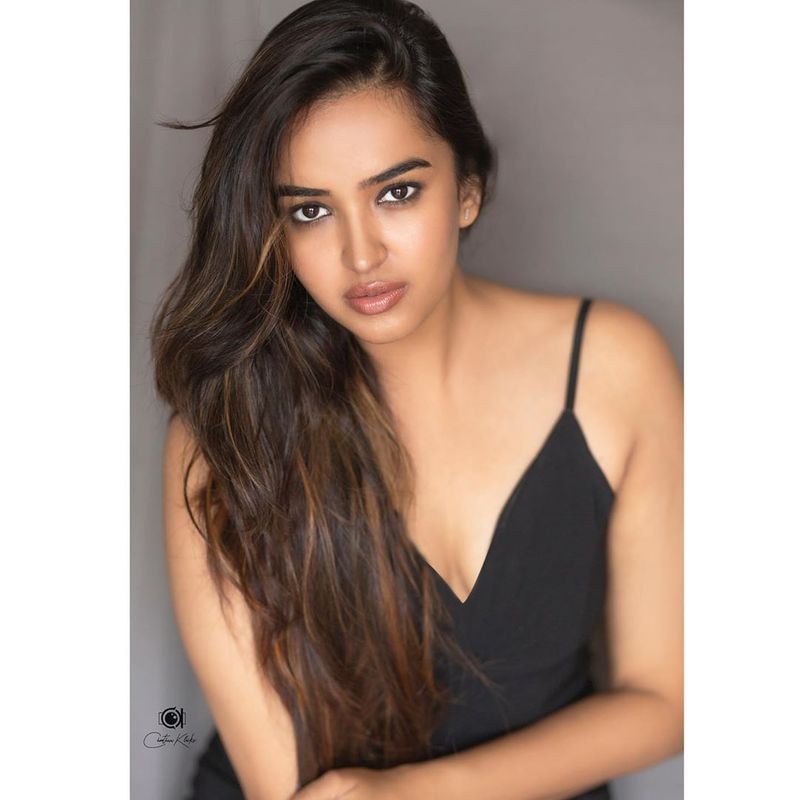 Rangasthalam Actress Pujita Ponnada latest photo shoot in Black dress