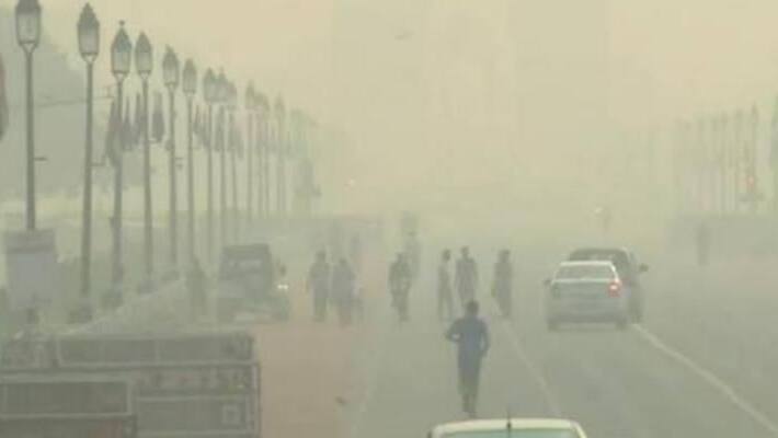 Due to air pollution Delhi cm kejriwal shuts school, govt office for a week bsm Due to air pollution Delhi cm kejriwal shuts school, govt office for a week bsm