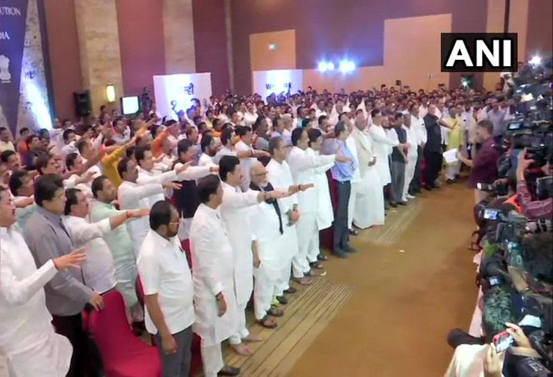 162 mla take promise in mumbai hotel 162 mla take promise in mumbai hotel