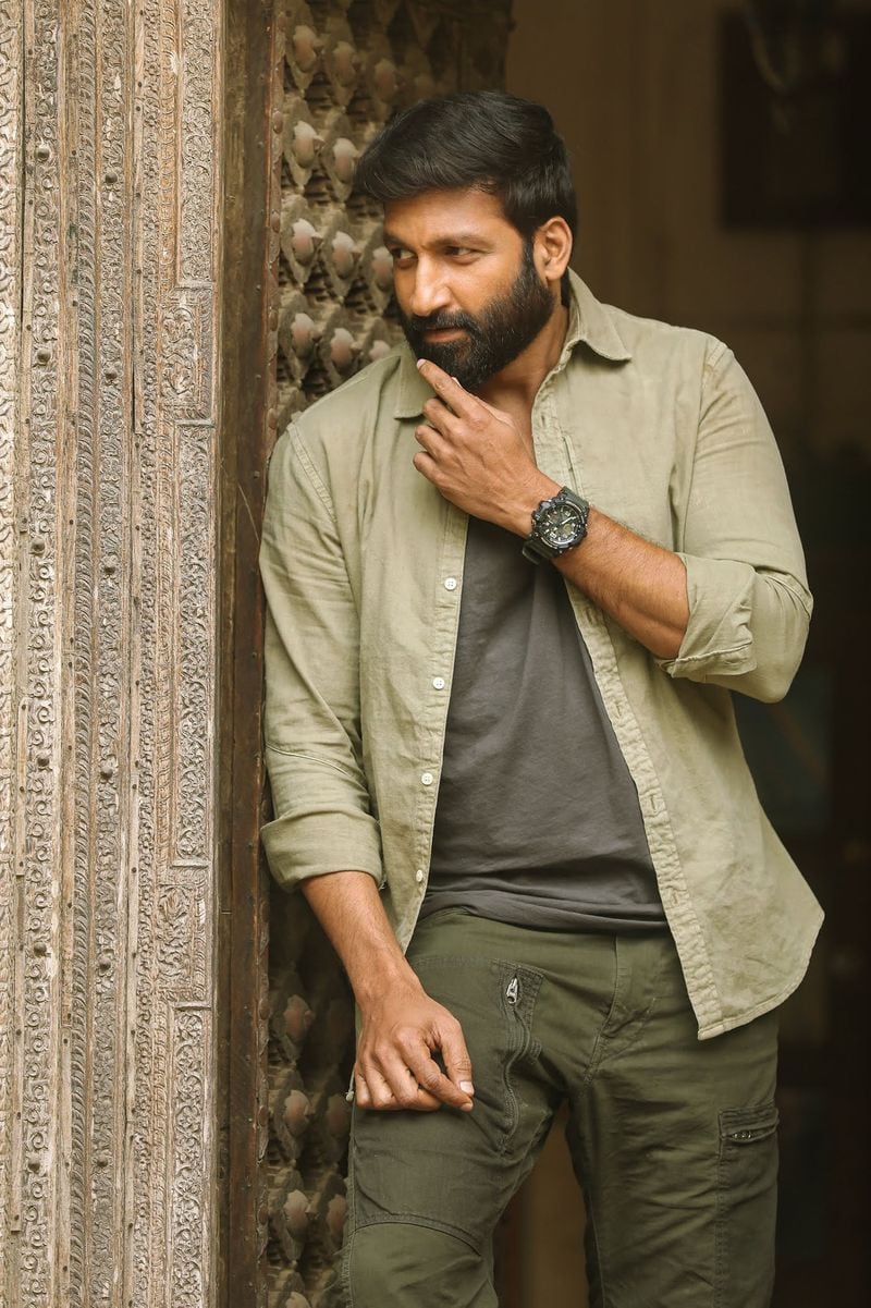 గోపీచంద్ - రారాజు - ఒంటరి సినిమాలతో పాటు రీసెంట్ గా వచ్చిన కొన్ని సినిమాలు కూడా గోపి మార్కెట్ ని దెబ్బ కొట్టాయి.