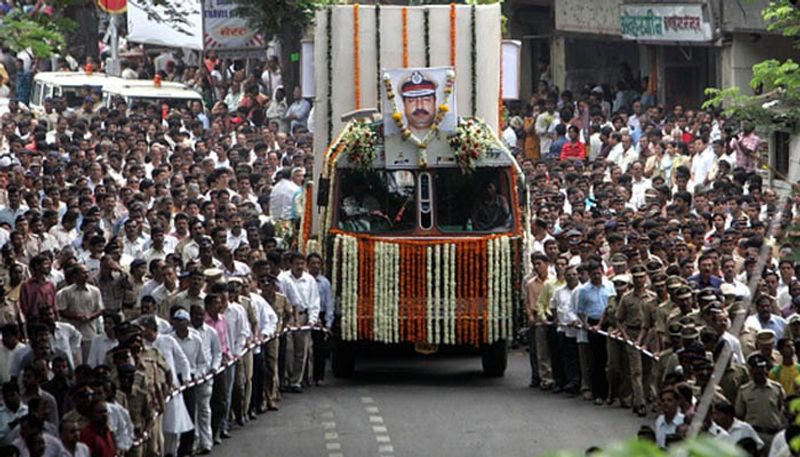 পুনের ইয়েরওয়াড়া জেলে ২০১২ সালের নভেম্বর মাসে আজমল কাসভকে ফাঁসিতে ঝোলানো হয়।
