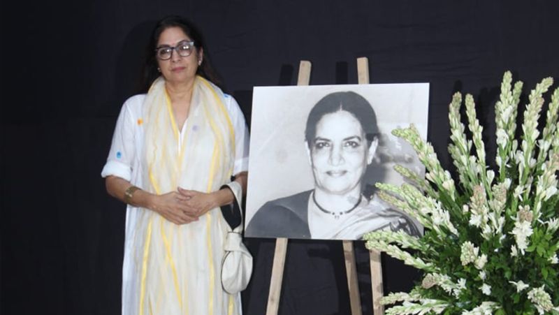 shabana azmi mother Shaukat kaifi prayer meet bollwood celebs attend