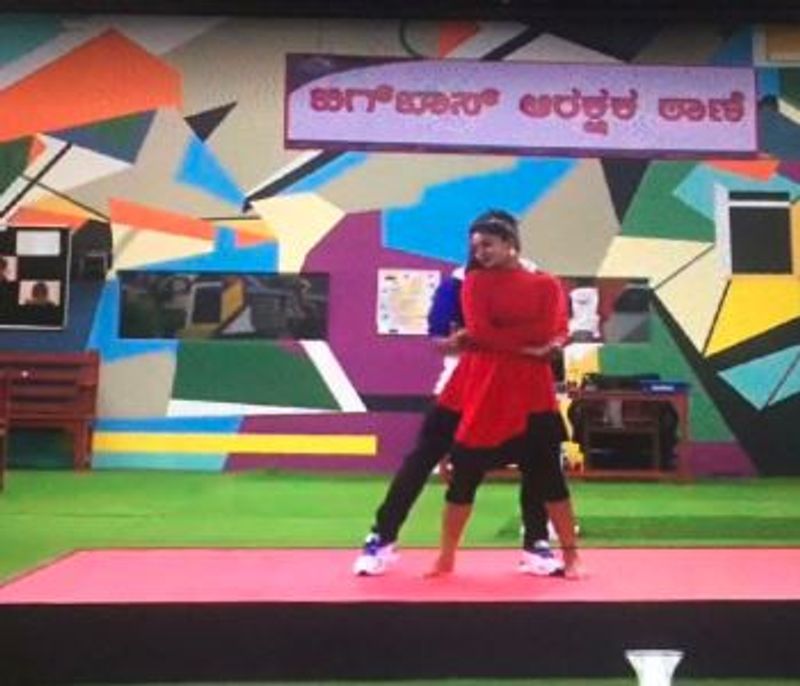 ಕೆಂಪು ಧಿರಿಸಿನಲ್ಲಿ ಮಿಂಚಿದ ದೀಪಿಕಾ ದಾಸ್