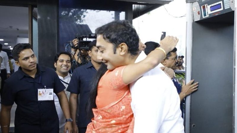 10 pictures of NCP leader Sharad Pawar daughter Supriya Sule in Maharashtra special session