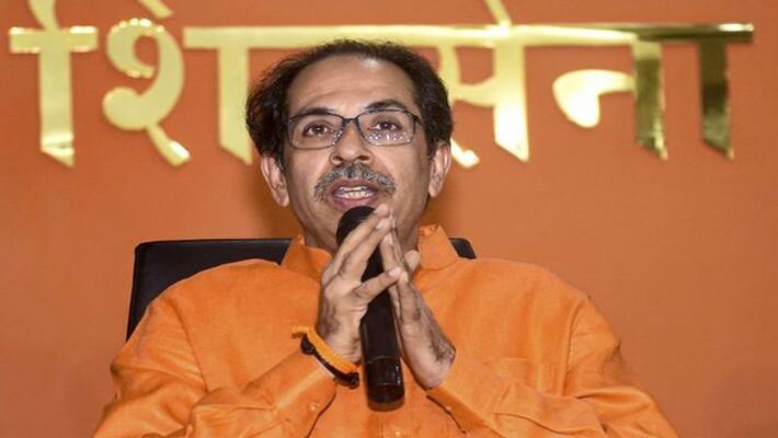 Mahaarshtra, Shiv Sena attack on Devndra Fadnavis & BJP, the government will run for 5 years Mahaarshtra, Shiv Sena attack on Devndra Fadnavis & BJP, the government will run for 5 years