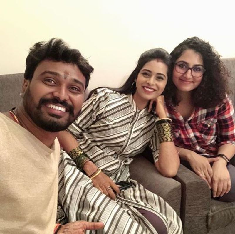 ರಾಜೇಶ್ವರಿ ಆದ ನಂತರ ಚಂದ್ರಿಕಾ ಪಾತ್ರವನ್ನು ಪ್ರಿಯಾಂಕ ನಿಭಾಯಿಸಿದ್ದರು. ಈಗ ಆ ಪಾತ್ರದ ಕಥೆ ಮುಗಿದಿದೆ.