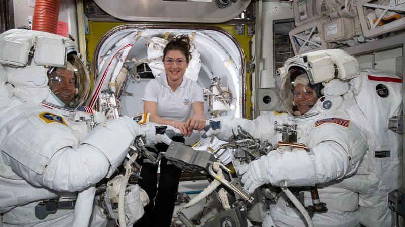 Toilet in the International Space Station breaks down, Astronauts forced to wear diapers
