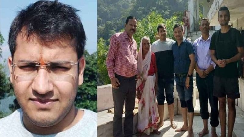 वर्णित कहते हैं कि तैयारी के दौरान ज्यादा स्ट्रेस नहीं लेना चाहिए। इससे नुकसान होता है। अगर पढ़ने का मन नहीं कर रहा हो तो जबरदस्ती पढ़ाई नहीं करना चाहिए। बहरहाल, अलग-अलग कैंडिडेट्स के तरीके अलग हो सकते हैं। तैयारी का कोई एक फॉर्मूला नहीं है। इस परीक्षा की तैयरी में क्रिएटिविटी की काफी गुंजाइश होती है।