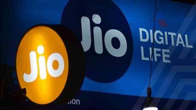 Jio Rs. 98 Prepaid Plan Revised to Offer 300 SMS Messages for 28 Days