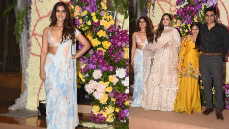 Bollywood Director sooraj barjatya Son Devansh Wedding Recepption Rekha hema malini in the party