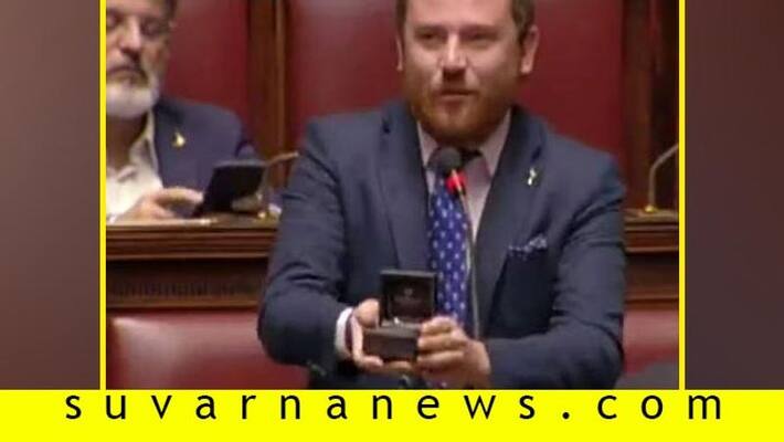 Italian MP Proposes Marriage During Parliament Debate Italian MP Proposes Marriage During Parliament Debate