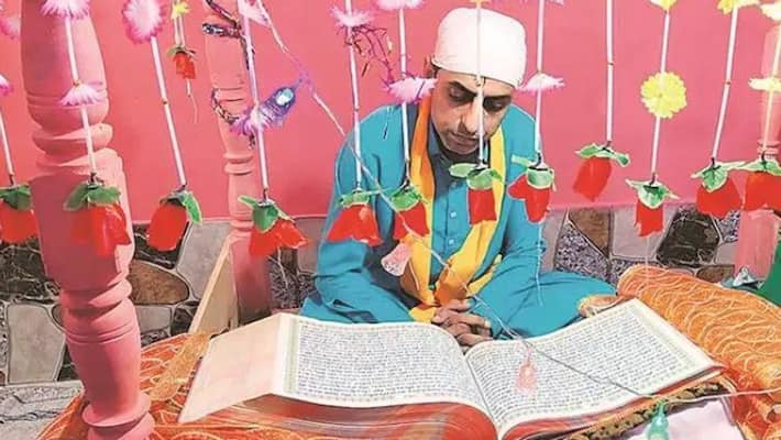 Hindus renovate gurdwara, Muslims prepare langar in village of Pakistan Hindus renovate gurdwara, Muslims prepare langar in village of Pakistan