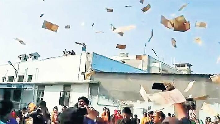 A family rained notes on son's wedding, near about 90 lakh rupees. A family rained notes on son's wedding, near about 90 lakh rupees.