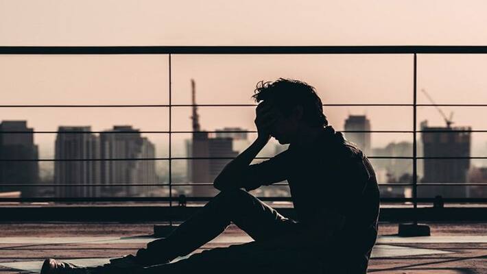 Men become victims of depression after breakup Men become victims of depression after breakup