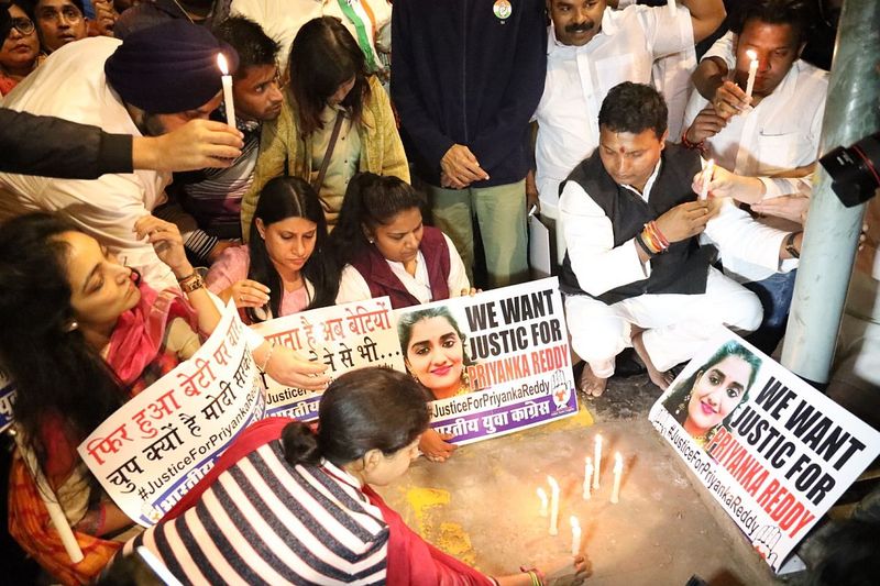 hyderabad case Protest across the country hang all culprits