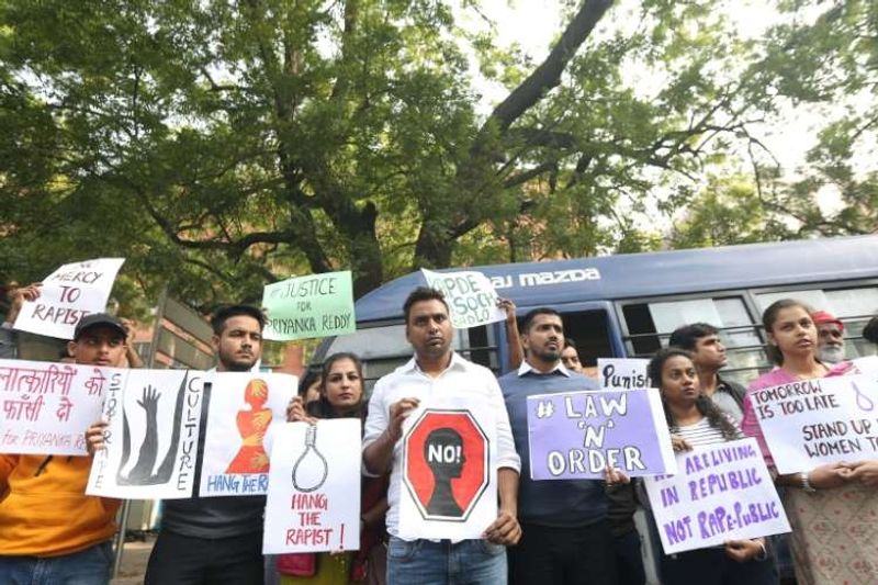 hyderabad case Protest across the country hang all culprits