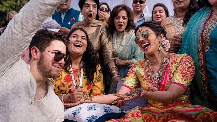 babita phogat vivek suhag wedding today tater sisters created mehndi design for babita phogat hand