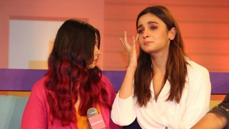 Alia Bhatt tears up talks about sister Shaheen battle with depression