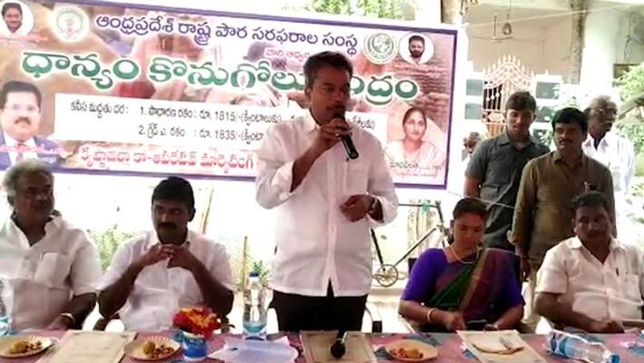 Mylavaram MLA Vasantha Krishna Prasad Sensational Comments in YCP Meeting Mylavaram MLA Vasantha Krishna Prasad Sensational Comments in YCP Meeting