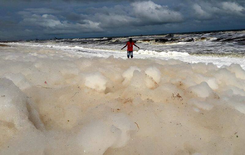 soap foam formed in chennai beach