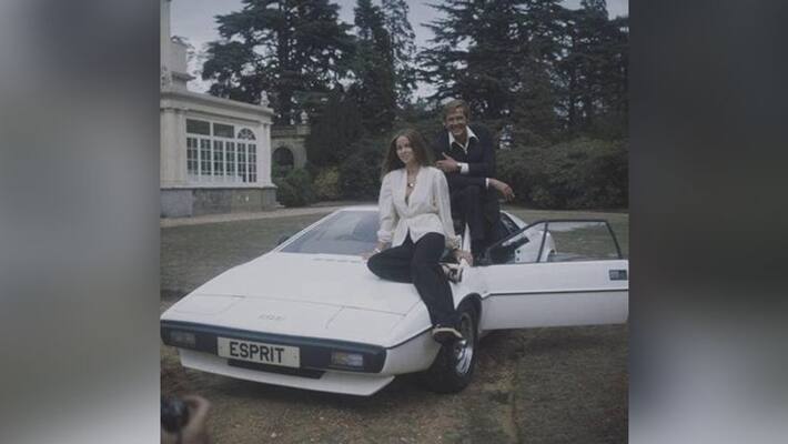 Couple purchased james bond movie car at cheap price became millionaire selling it Couple purchased james bond movie car at cheap price became millionaire selling it