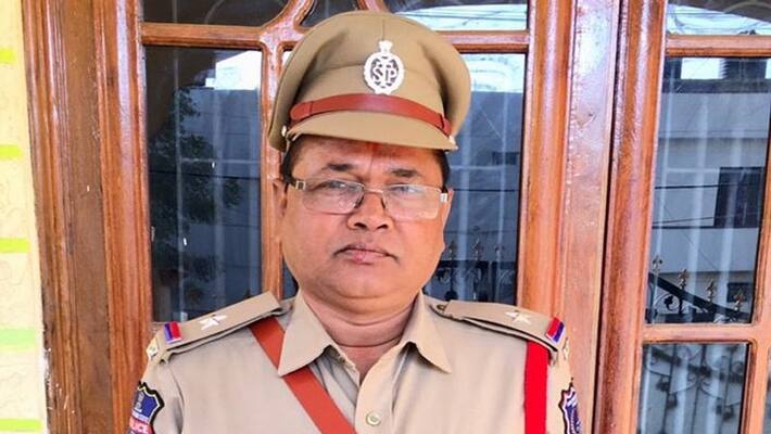 angry with transfer policeman set fire to himself in telangana angry with transfer policeman set fire to himself in telangana
