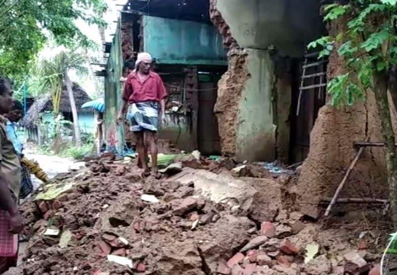 158 houses destroyed due to rain in thiruvarur