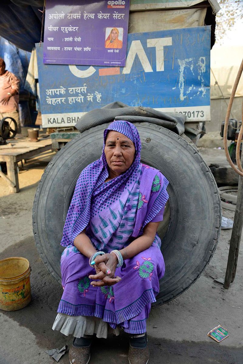 55 year woman truck mechanic in delhi is the real hero