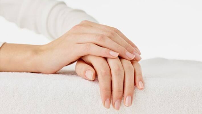Keeping your hands beautiful of some basic care Keeping your hands beautiful of some basic care