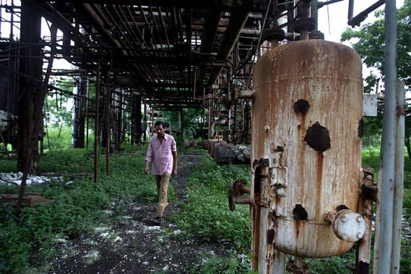 The gas with highly toxic substance spread fast into the towns and villages that were located near the plant. This affected people of the next generation too as children were born with physical and mental disabilities.  In October 1991, the Supreme Court ordered the central government to provide medical insurance to the 100,000 children born to the exposed families.