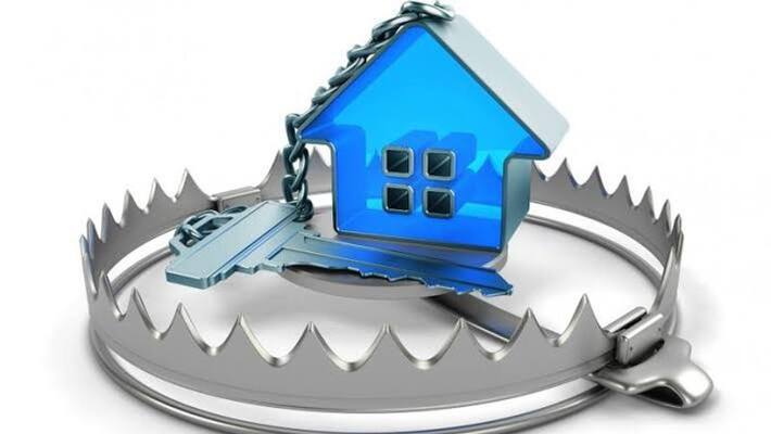 fraud by builder with old women in selling flat fraud by builder with old women in selling flat