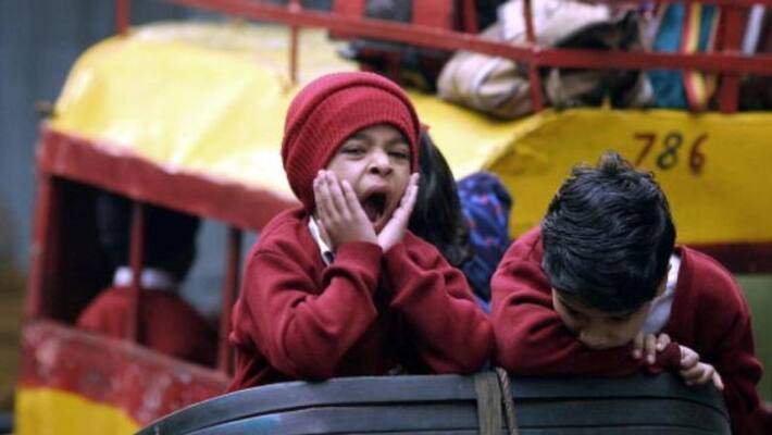 Why chimpanzee-s yawning is contagious Why chimpanzee-s yawning is contagious