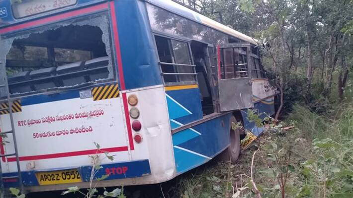 Road Accident at Peddapalli District... DCM Van Hits RTC Bus Road Accident at Peddapalli District... DCM Van Hits RTC Bus