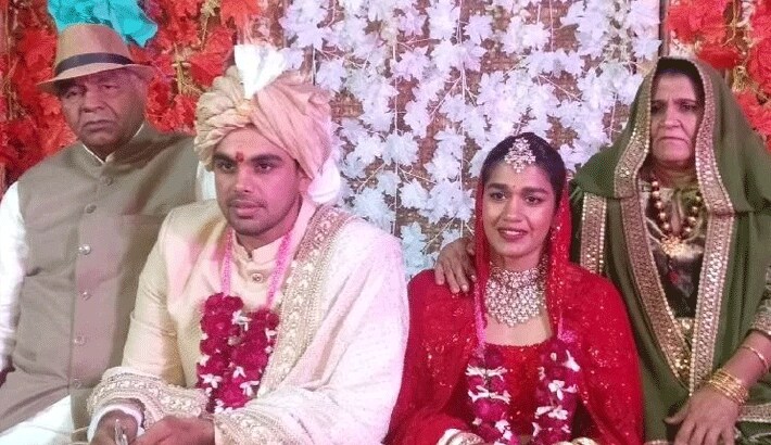 babita phogats husband vivek suhag gifts her a new car in hisar