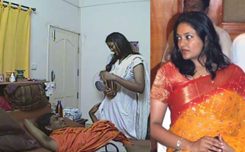 Nithyananda Kailasa ... kabsha ... lover in cellar, man and woman having sex