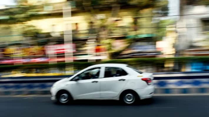 Woman died in a running cab at Kolkata RTB Woman died in a running cab at Kolkata RTB