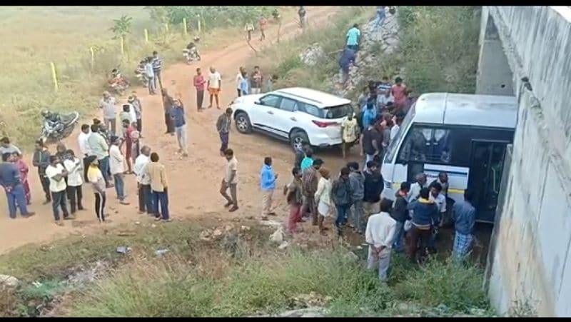 Hyderabad Case Disha Case police encounter 4 accused at NH44 where Incident was happen KPY