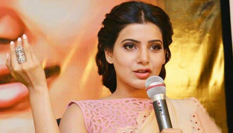 Actress Samantha Ignore To Speak Hindi in Press Meet