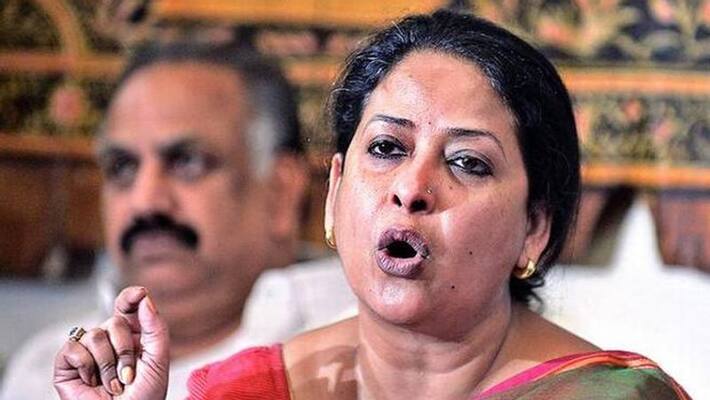 Pranab Mukherjee daughter raised questions on Hyderabad encounter said should be investigated KPN Pranab Mukherjee daughter raised questions on Hyderabad encounter said should be investigated KPN