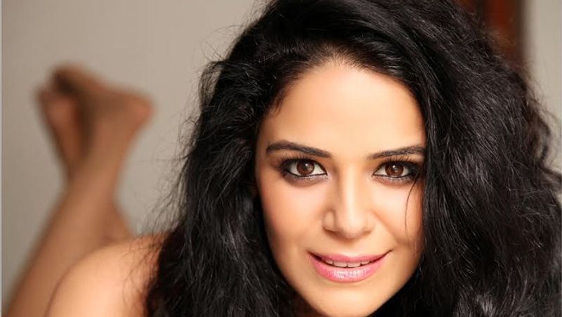 Mona Singh all set to tie the knot with her banker boyfriend KPJ