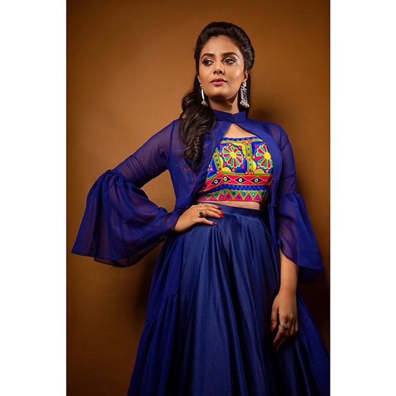 Anchor Sreemukhi Hot photo Shoot